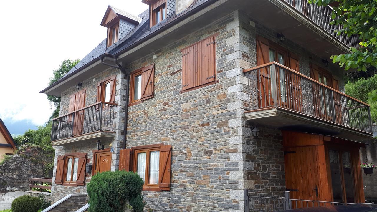 Cap De La Vila Vielha Exterior photo